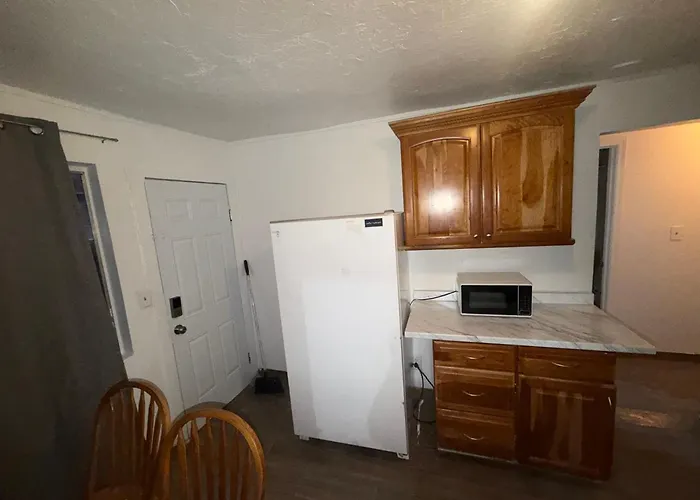 Downtown Taylor 5 * Phoenix